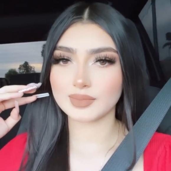 lizethcarden230